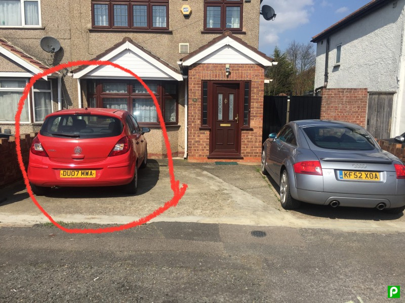 Parking on Doghurst Avenue, UB3