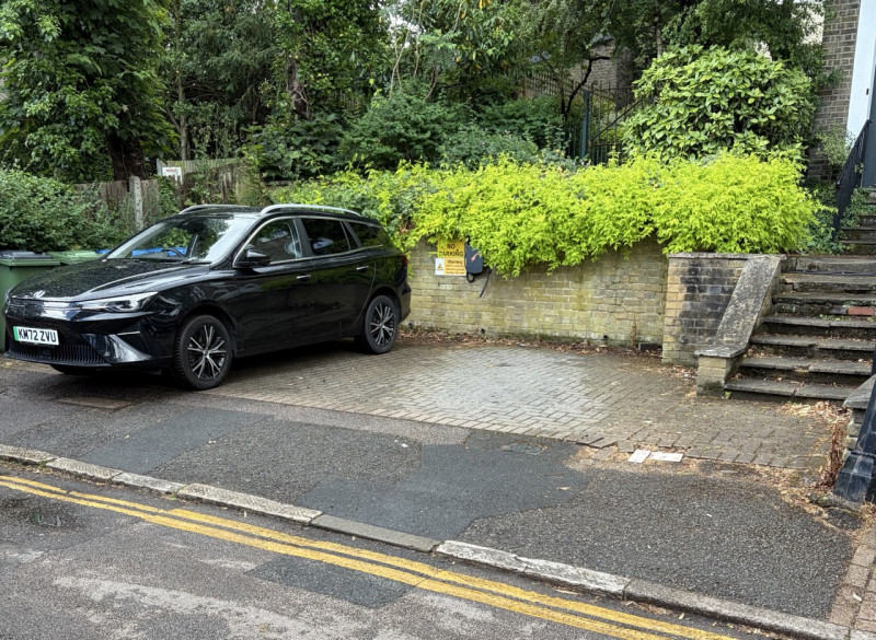 Parking on Cresswell Park, SE3