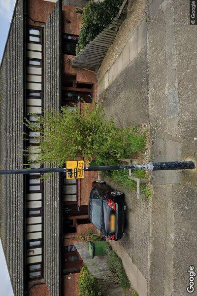 Parking on Devalls Close, E6