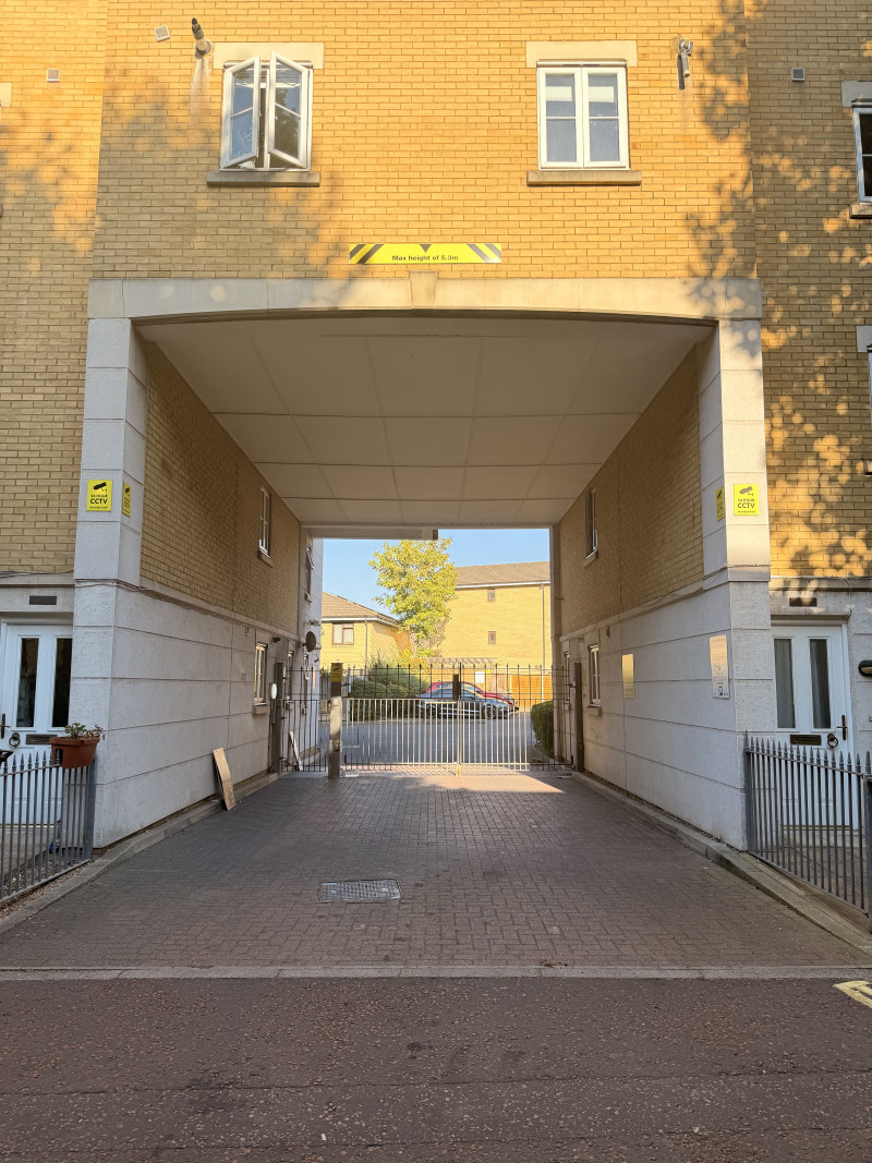 Parking space on Kelly Avenue, SE15