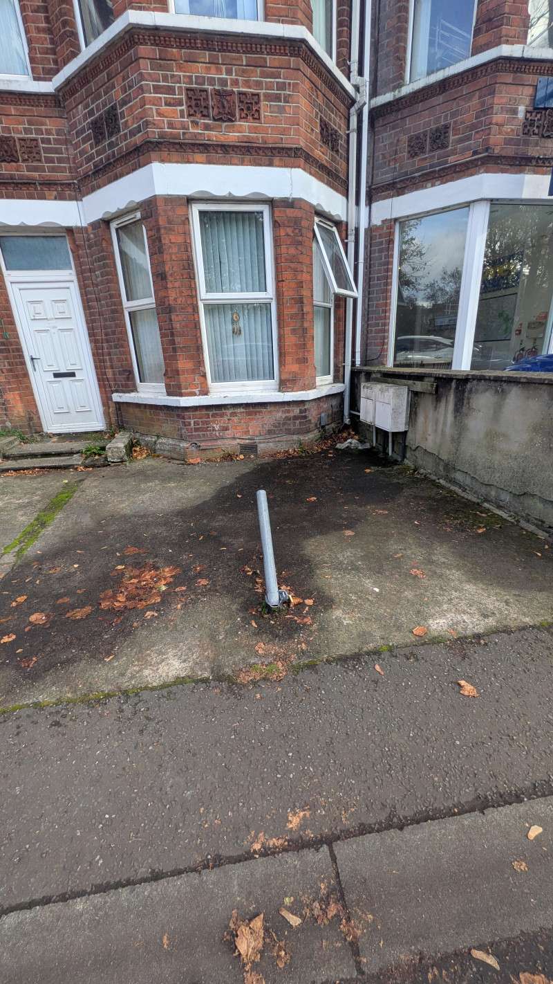 Parking on Stranmillis Road, BT9