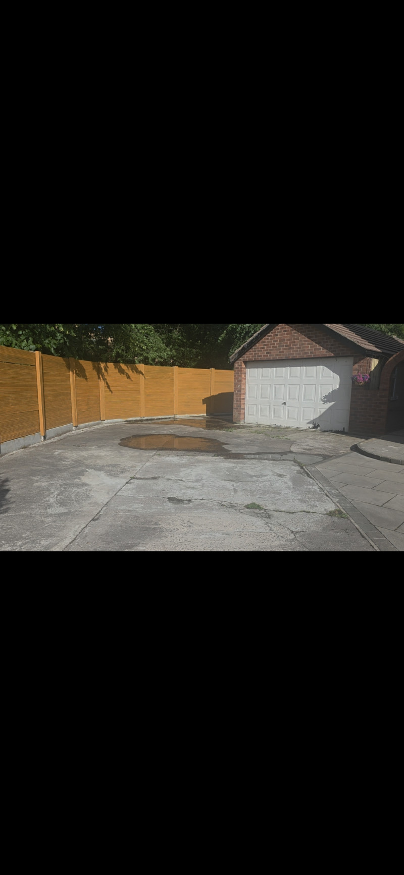 Parking on Hempcroft Road, WA15