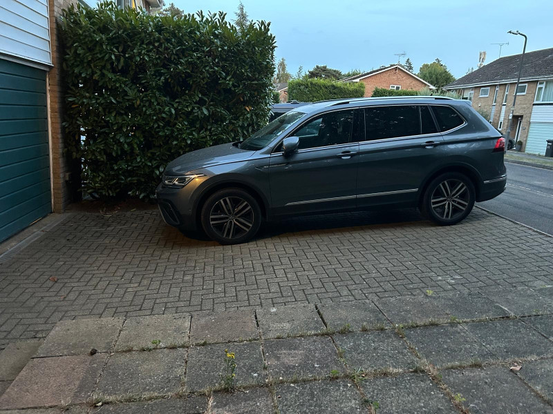 Parking on Cedar Drive, SL5