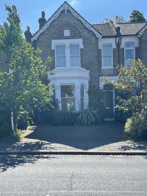 Parking on Greyhound Lane, SW16