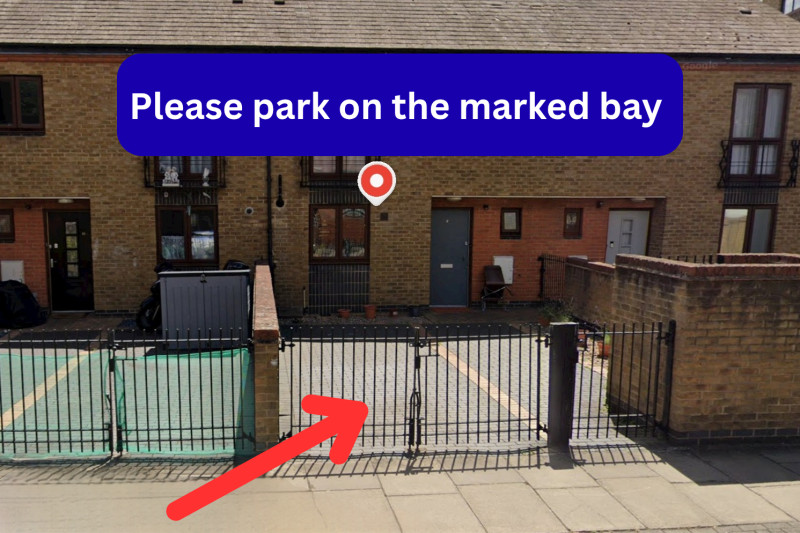 Parking on Olaf Street, W11