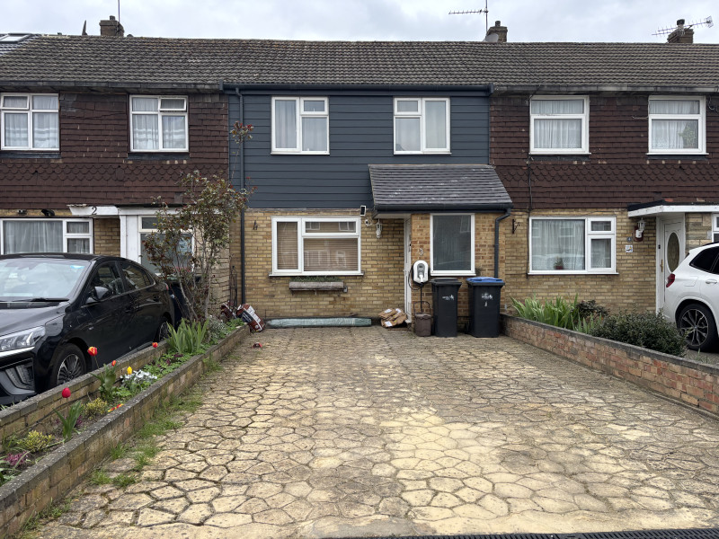 Parking on Bridle Close, EN3