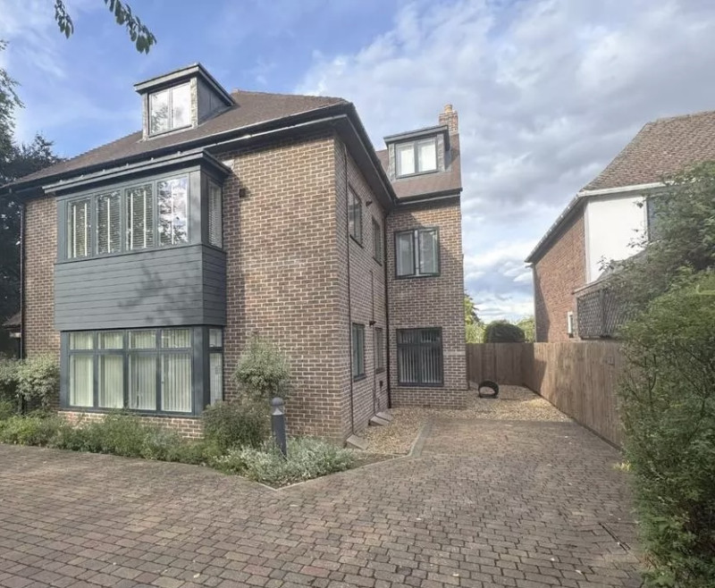 Parking on Hills Road, CB2