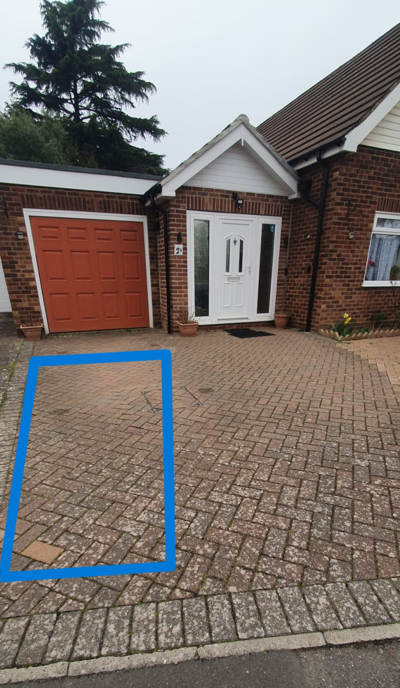 Parking on Royston Way, SL1