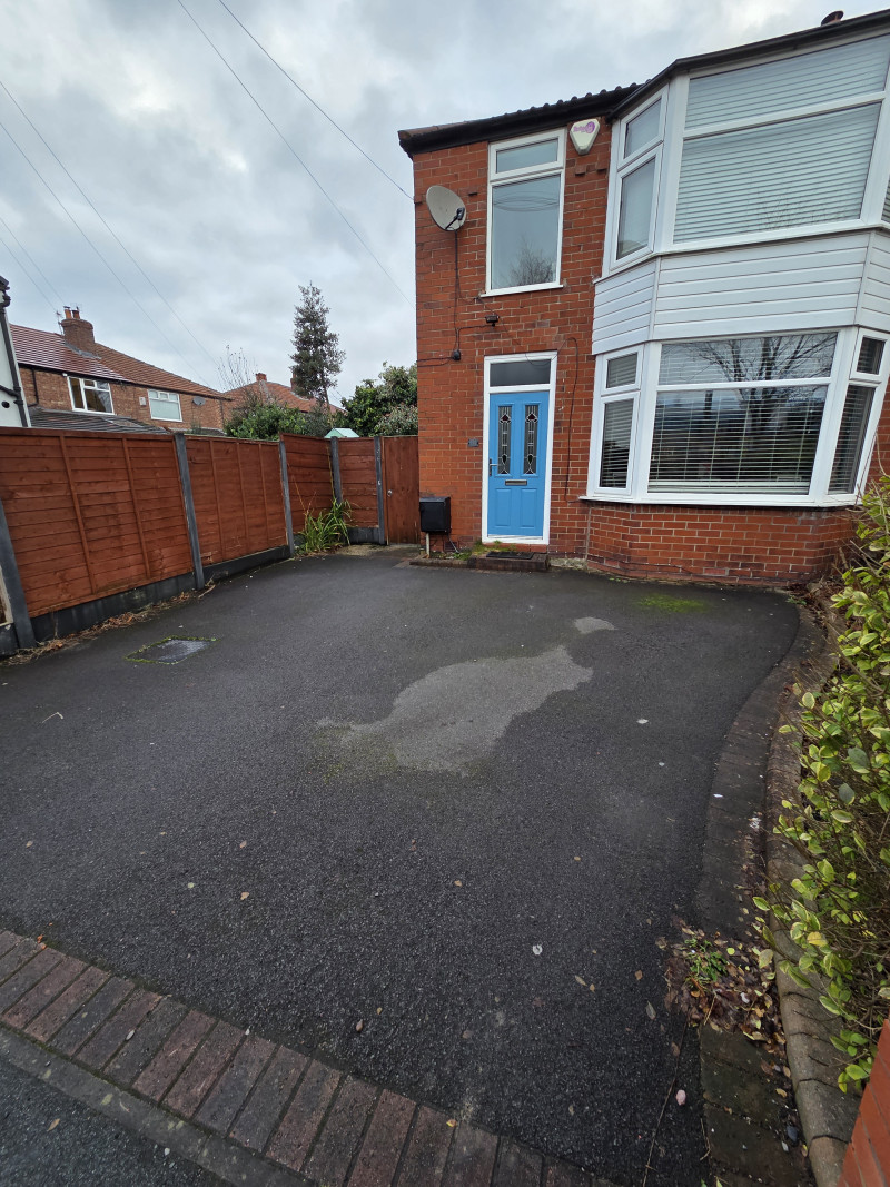 Parking on School Lane, M20