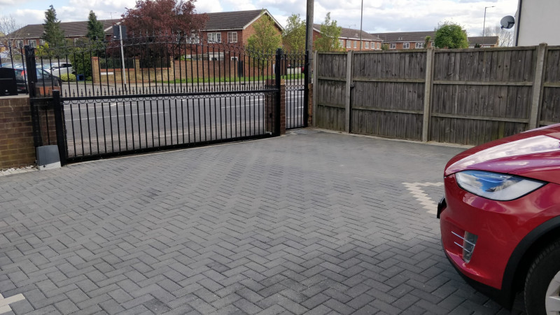 Parking on Windmill Road, TW16