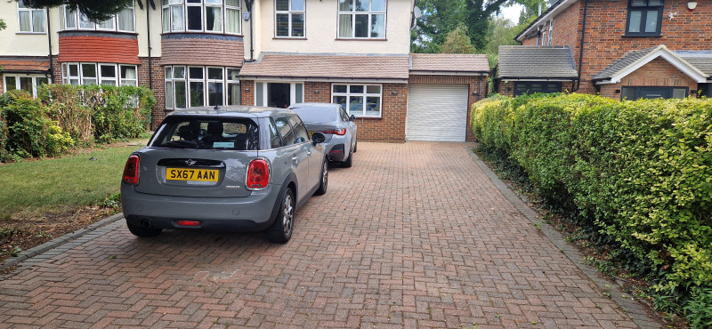Parking on Swakeleys Drive, UB10