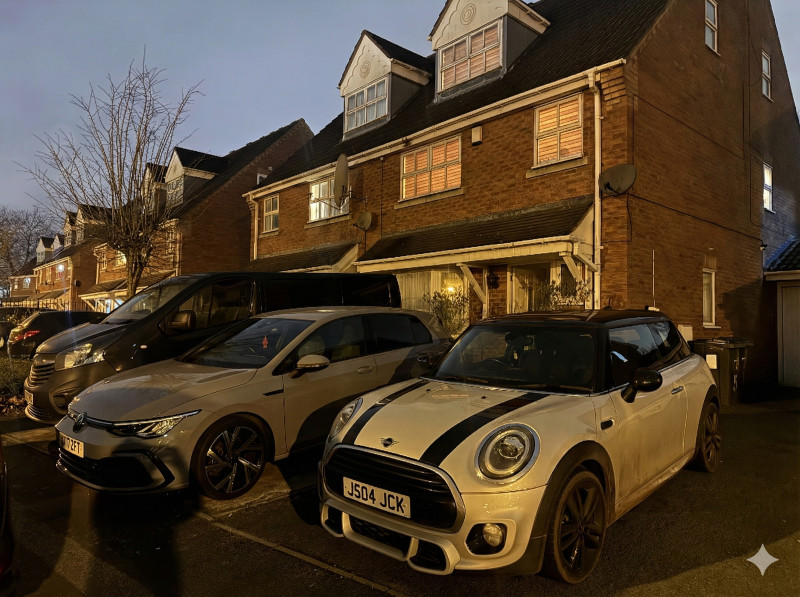 Parking on Waterside Close, B9