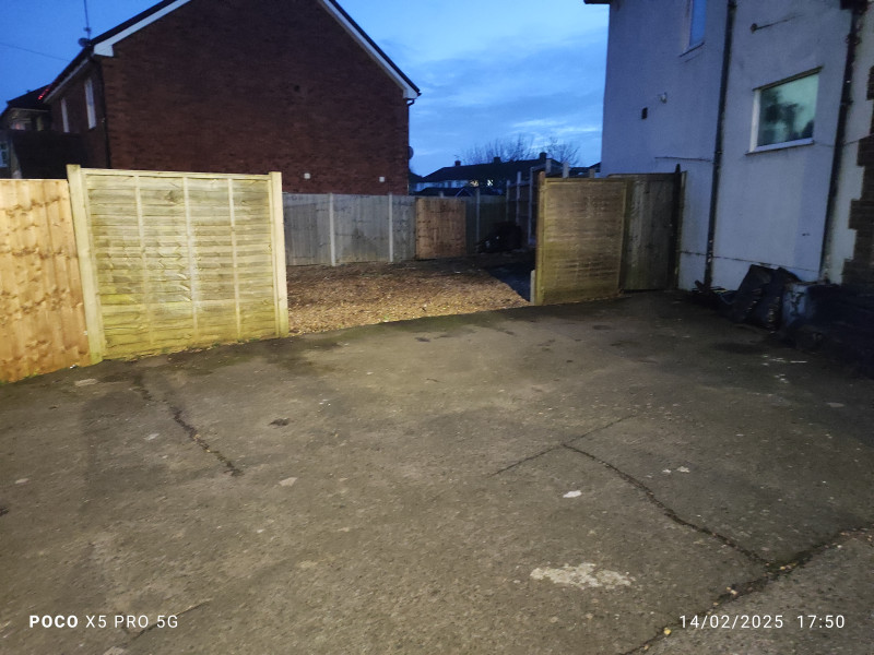 Parking on Somerset Avenue, LU2