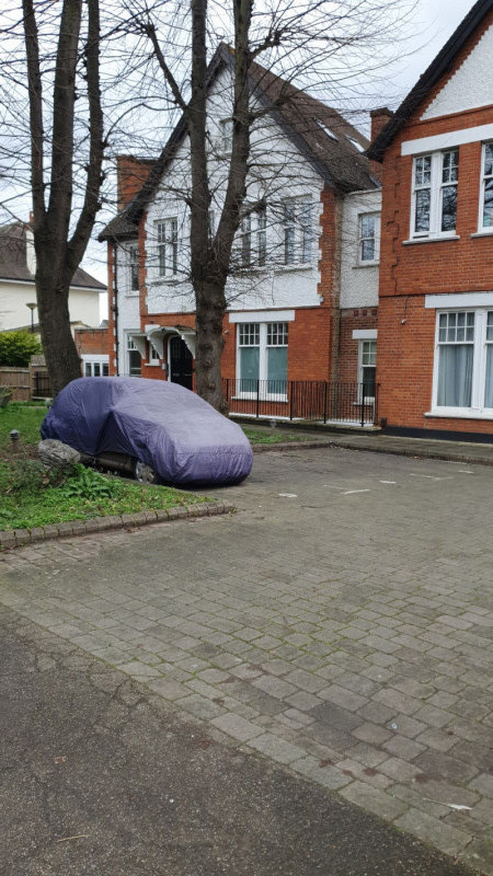 Parking on Hervey Road, SE3