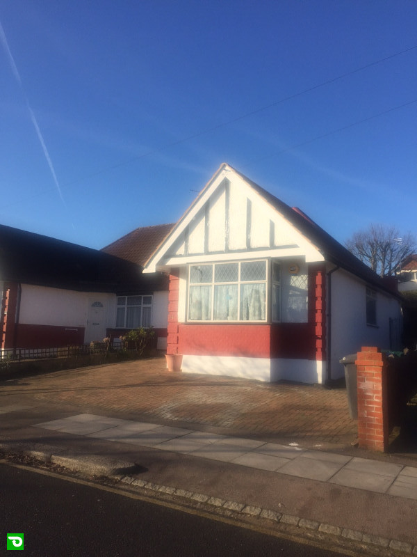 Parking on Milton Avenue, EN5