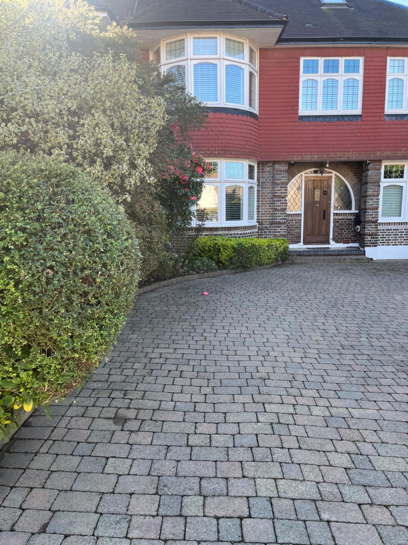 Parking on Beech Drive, N2