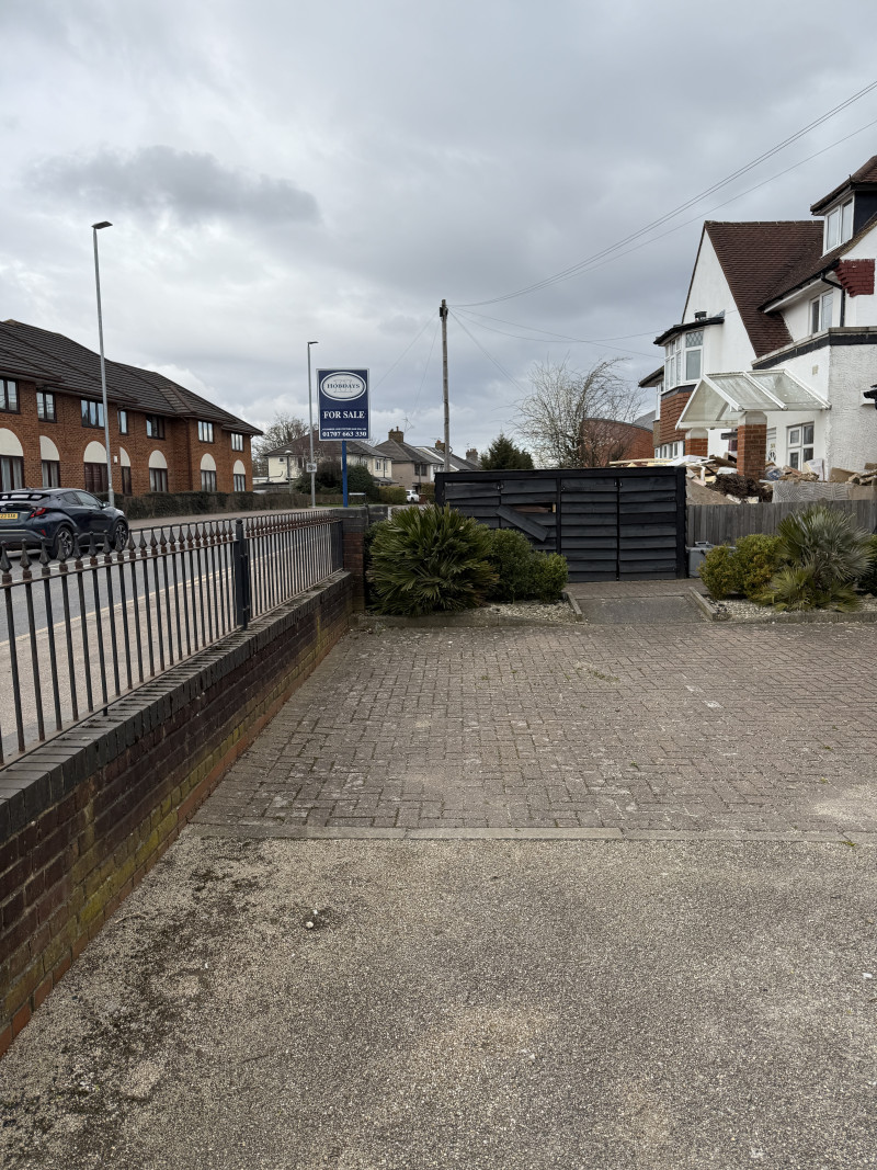 Parking on Mutton Lane, EN6