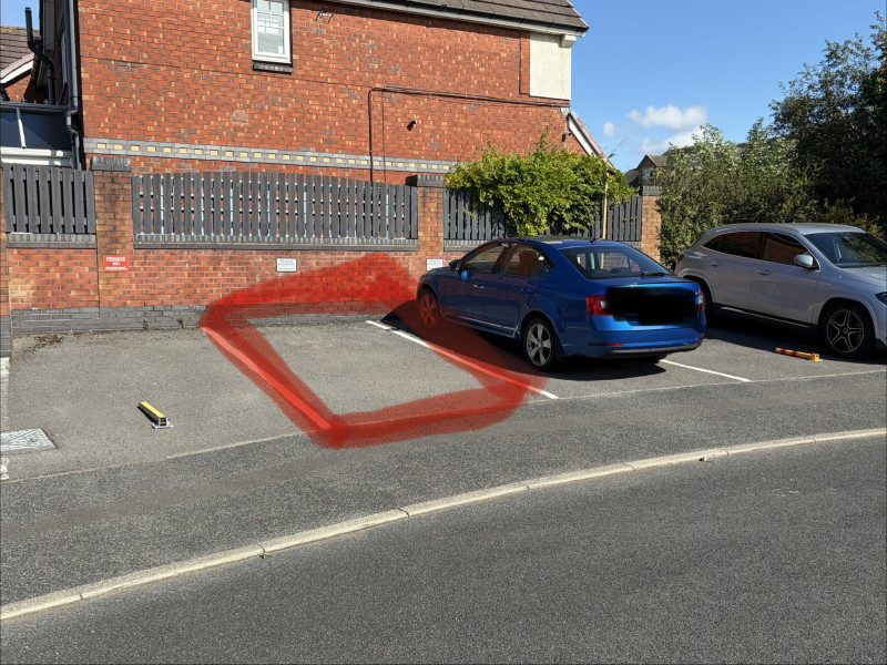 Parking on Cemeas Close, L5