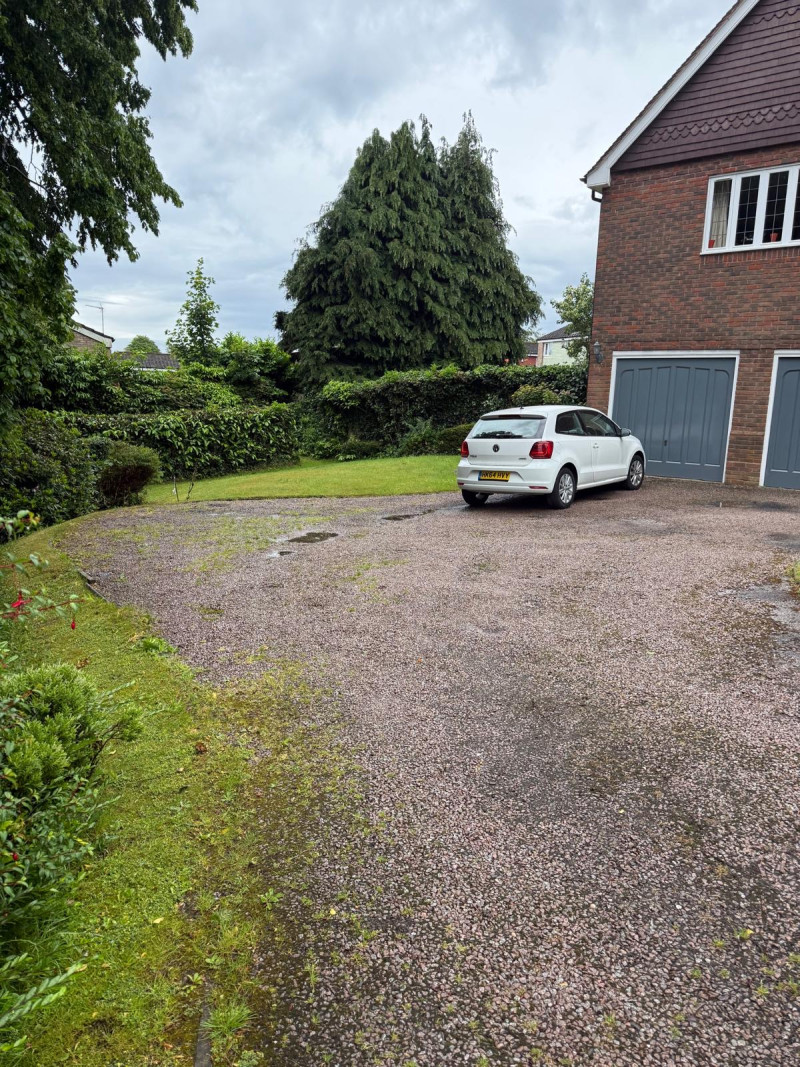 Parking on Clarenden Place, B17