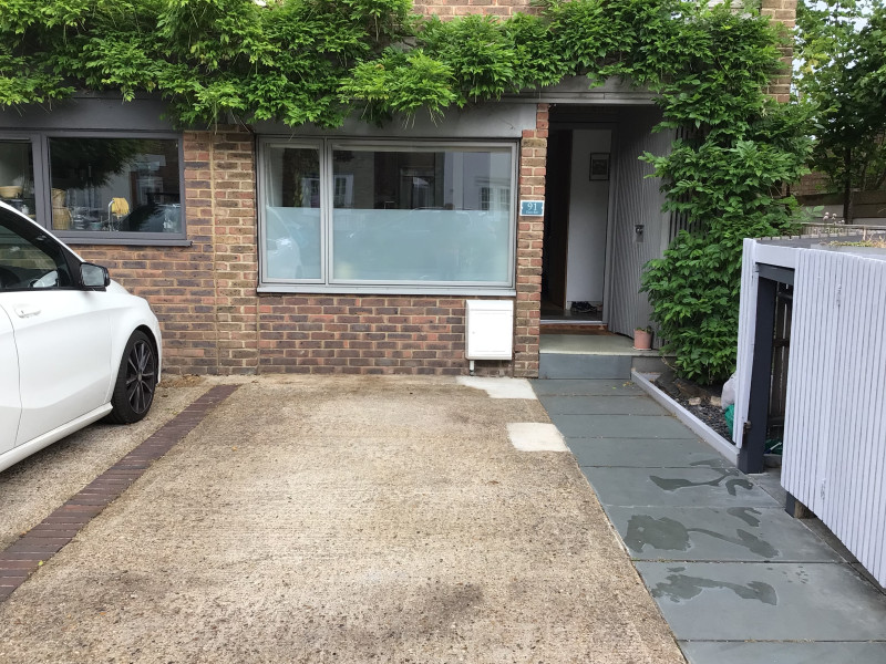 Parking on Elm Road, KT2