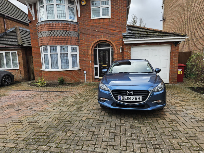 Parking on Grasholm Way, SL3