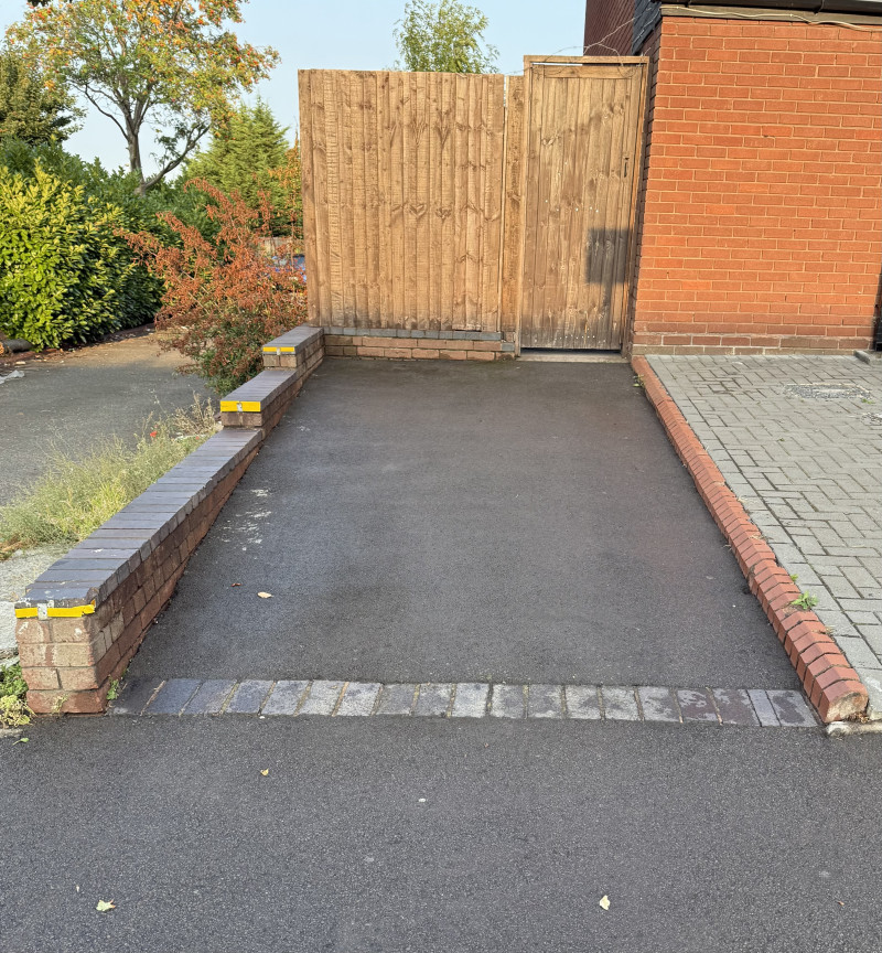 Parking on Church Lane, B6