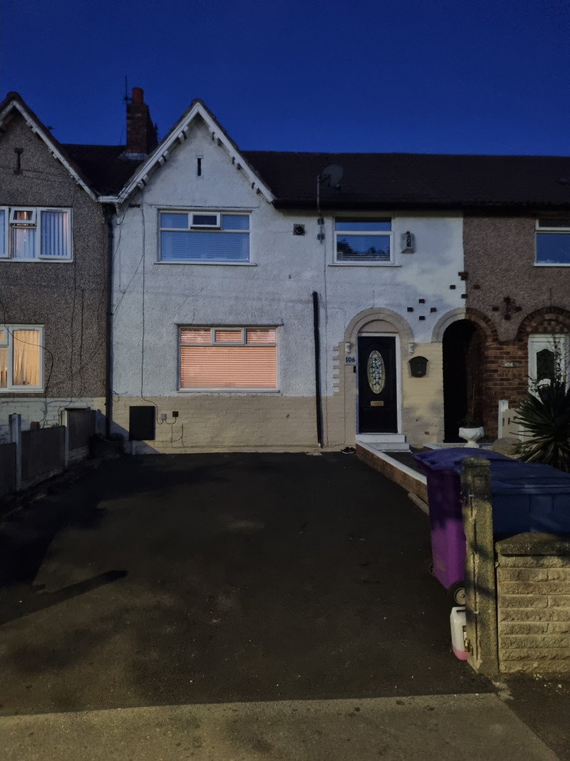 Parking on Townsend Avenue, L11