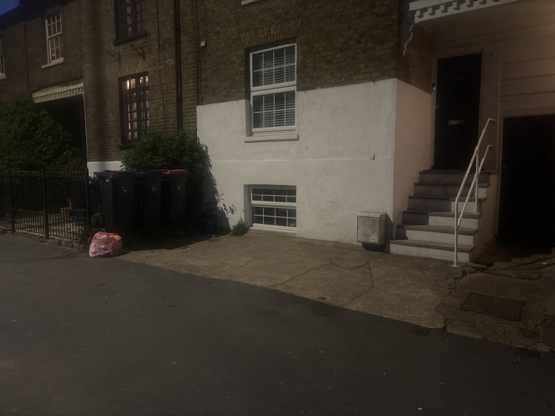 Parking on Eastern Esplanade, SS1