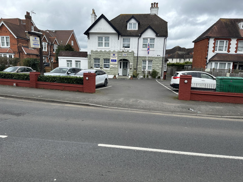 Gatwick Castle B&B