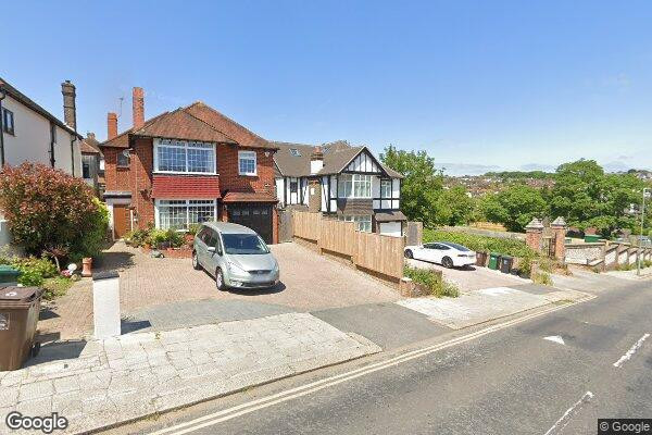 Parking on Woodland Drive, BN3