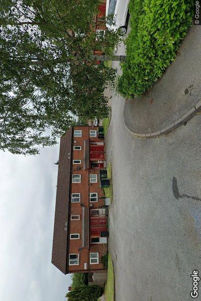 Parking on Blakeley Hall Road, B69