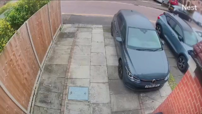 Parking on Swan Drive, NW9