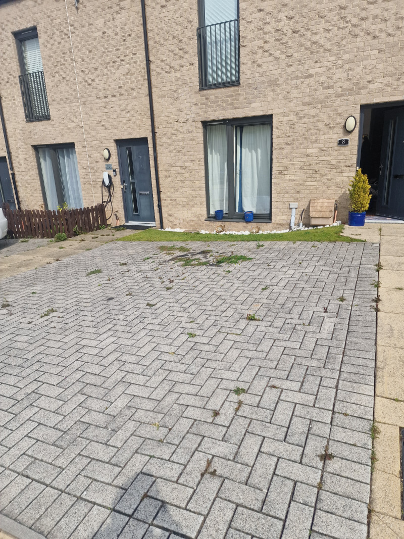 Parking on Lairdship Drive, EH11