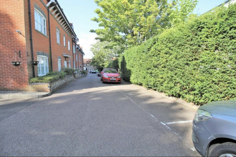 Parking on South Road, BN1