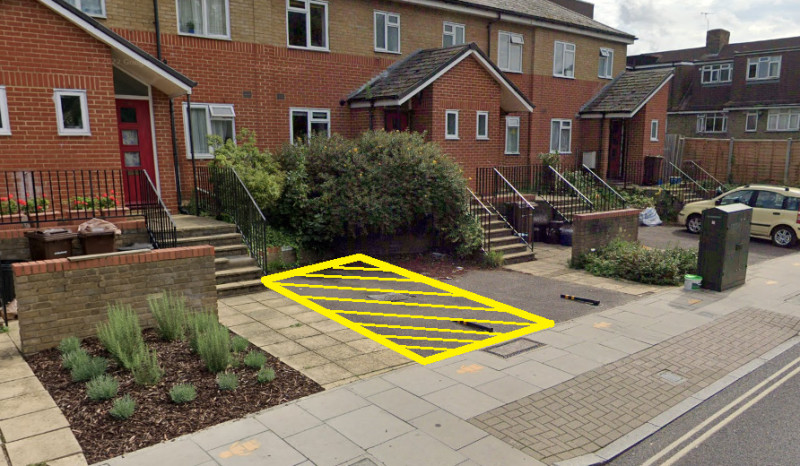 Parking on Woodberry Grove, N4