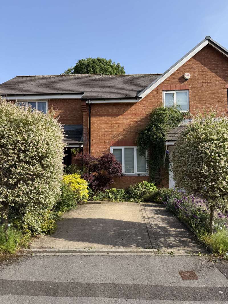 Parking on Fields Park Road, CF11