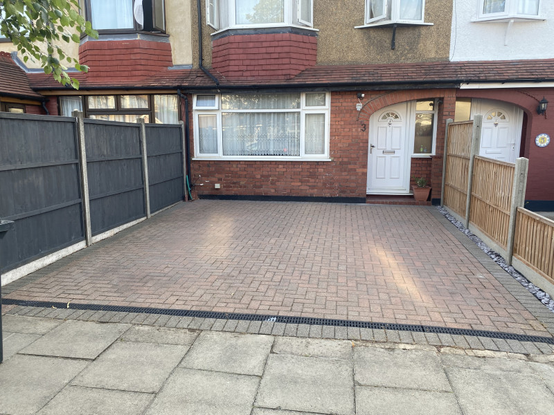 Parking on Torrington Road, UB6