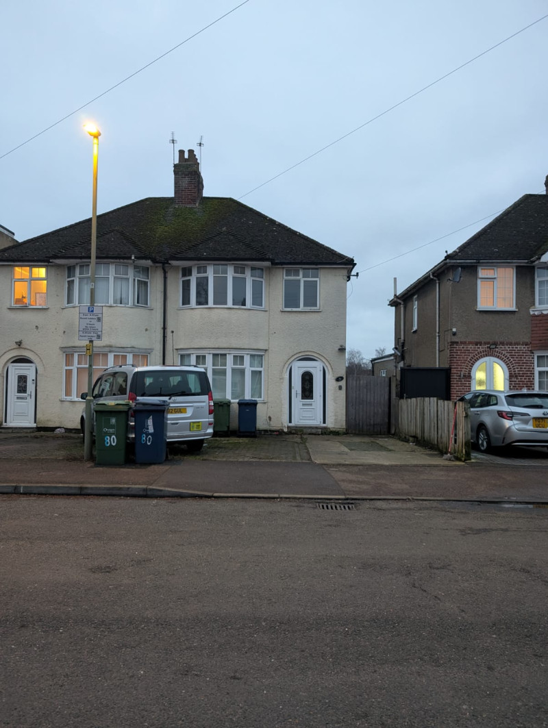 Parking on Cricket Road, OX4