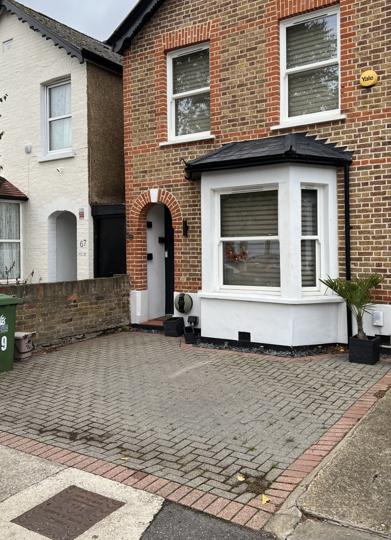 Parking on Kings Road, KT2