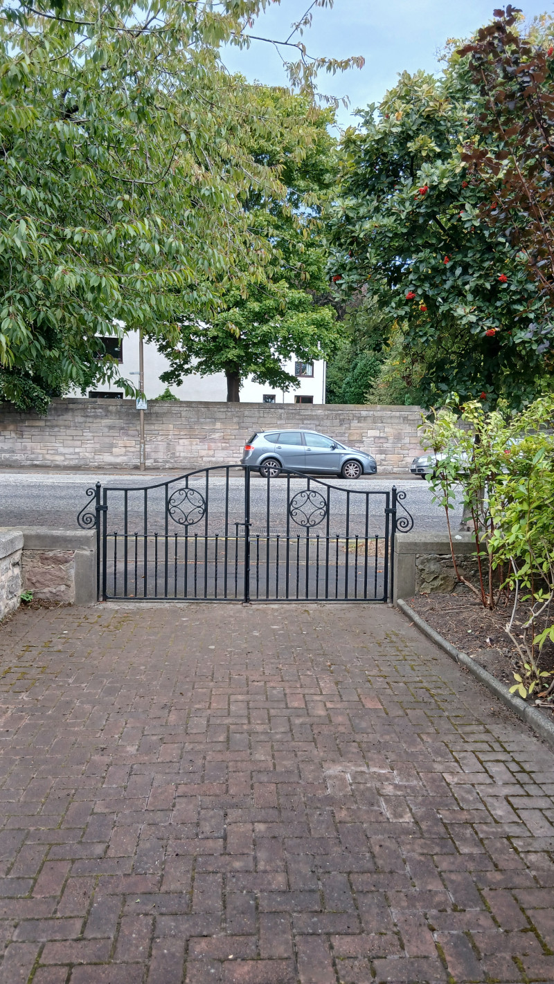 Parking on Craigleith Road, EH4