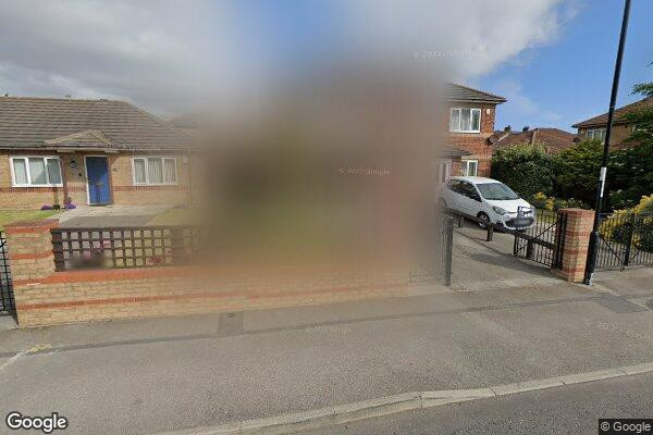 Parking on Harelaw Drive, SR6