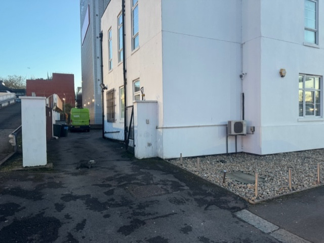 Parking on Power Road, W4