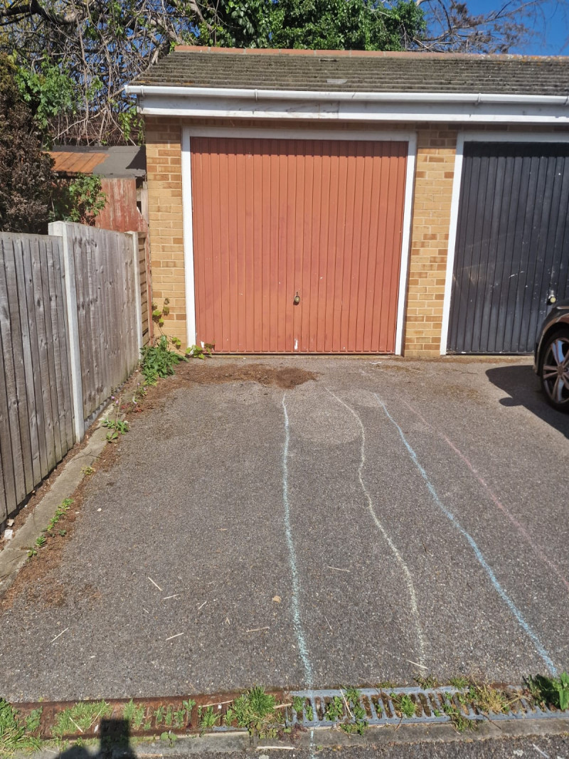 Parking on Payne Close, IG11