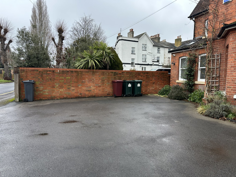 Parking on Coley Avenue, RG1