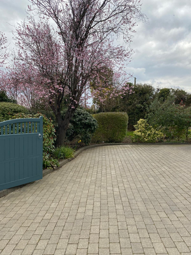 Parking on Hurst Road, RG10