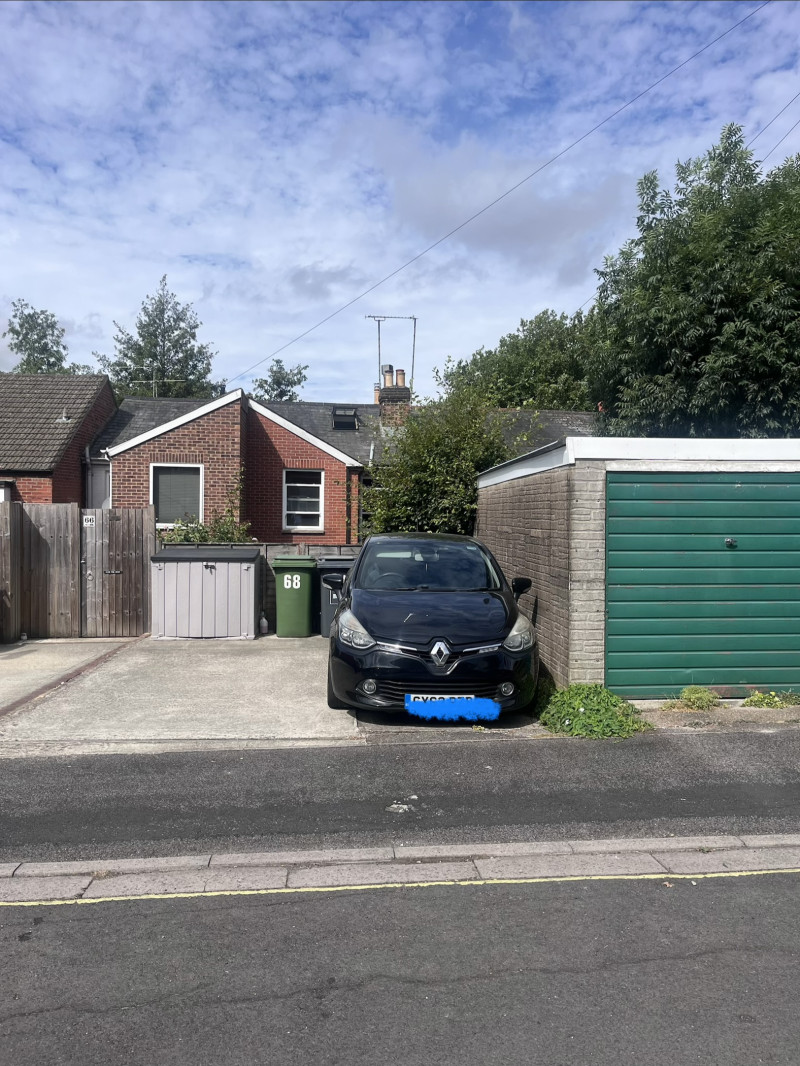 Parking on Water Lane, SO23