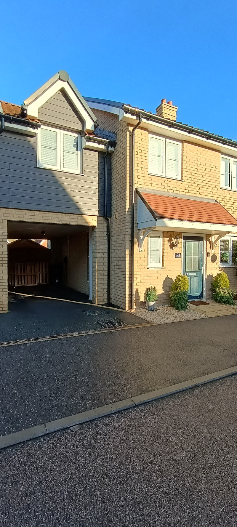 Parking on Broomfield Hospital, CM1