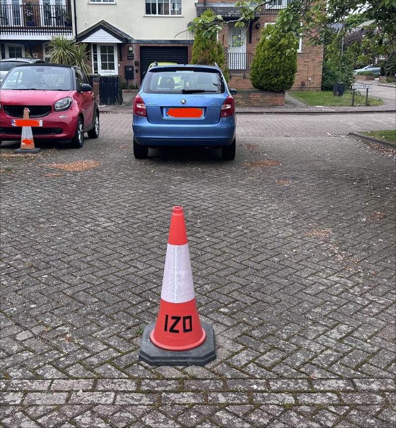 Parking on Roman Wharf, LN1