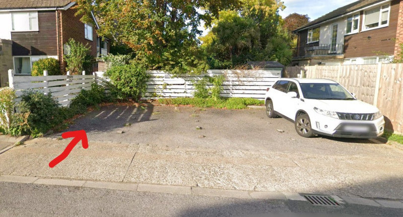 Parking on Belvedere Close, TW11
