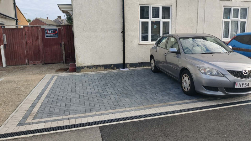 Parking on Lindisfarne Road, RM8